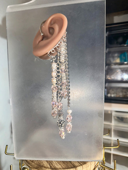 Divine Petal (Ear Cuff)