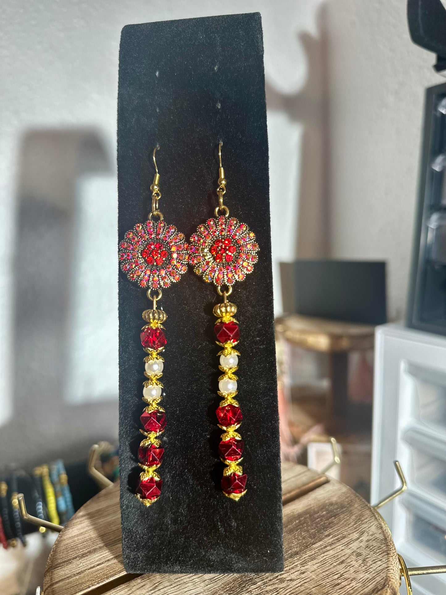 Crimson Radiance (Earrings)