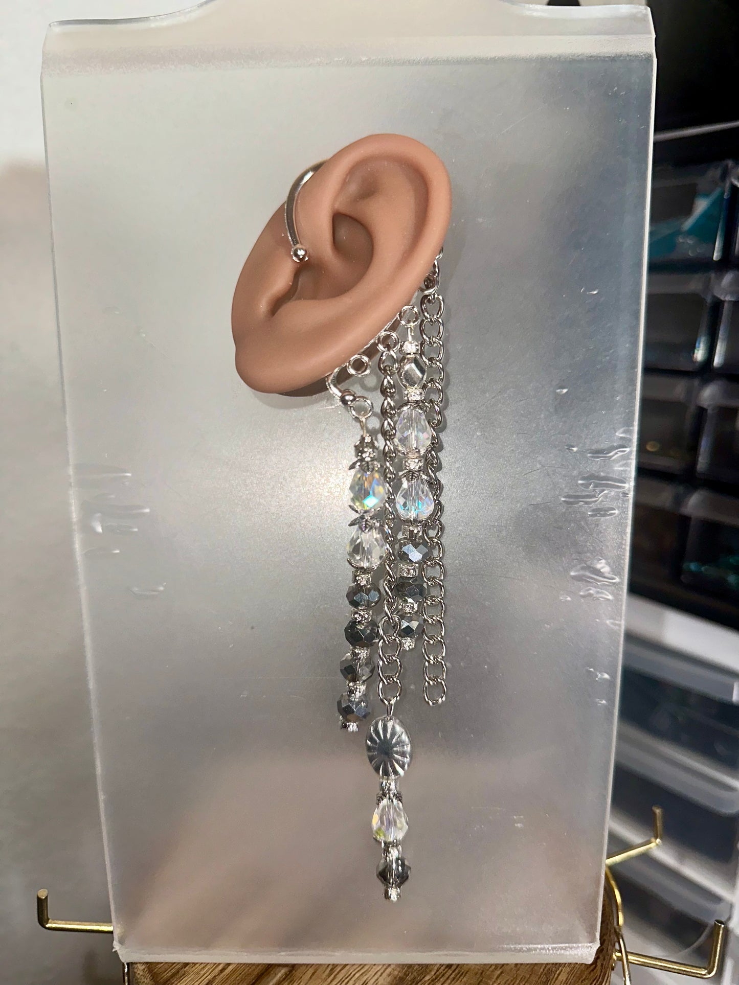 Diamond Mist (Ear Cuff)