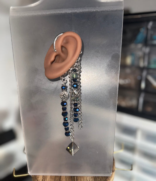 Midnight Prism (Ear Cuff)