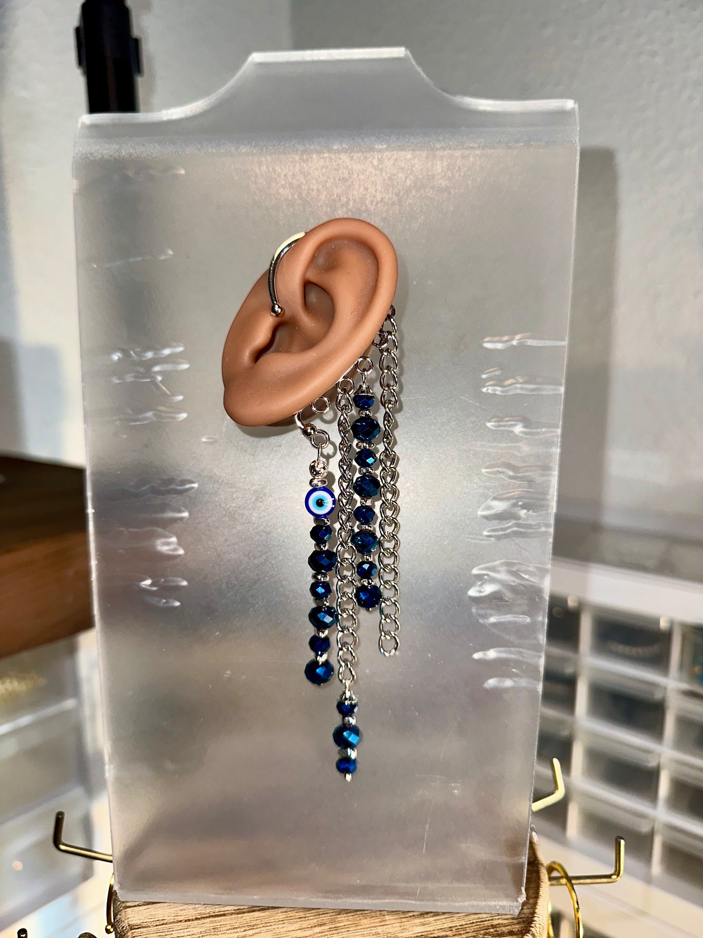 Midnight Watch (Ear Cuff)