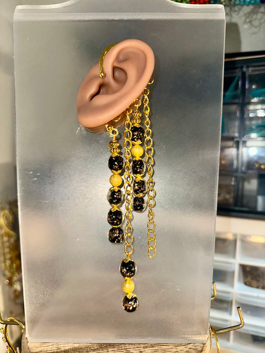 Obsidian Flame (Ear Cuff)